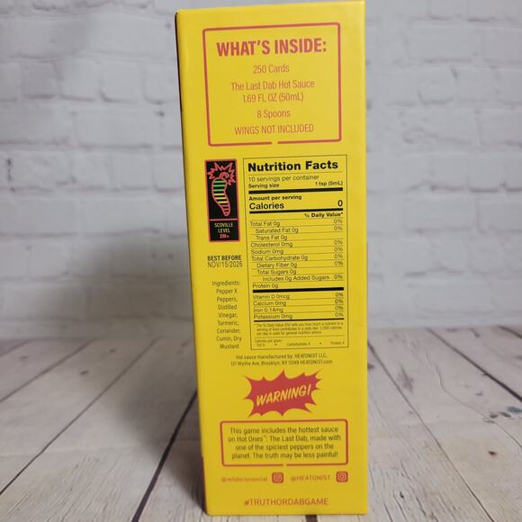 Hot Ones Truth or Dab Game Set NEW Spicy Content hot sauce Card game - Picture 3 of 4